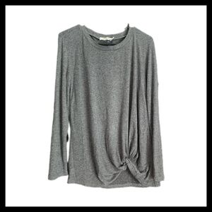💕3/$15💕 Gray Long Sleeve Knot Front Top